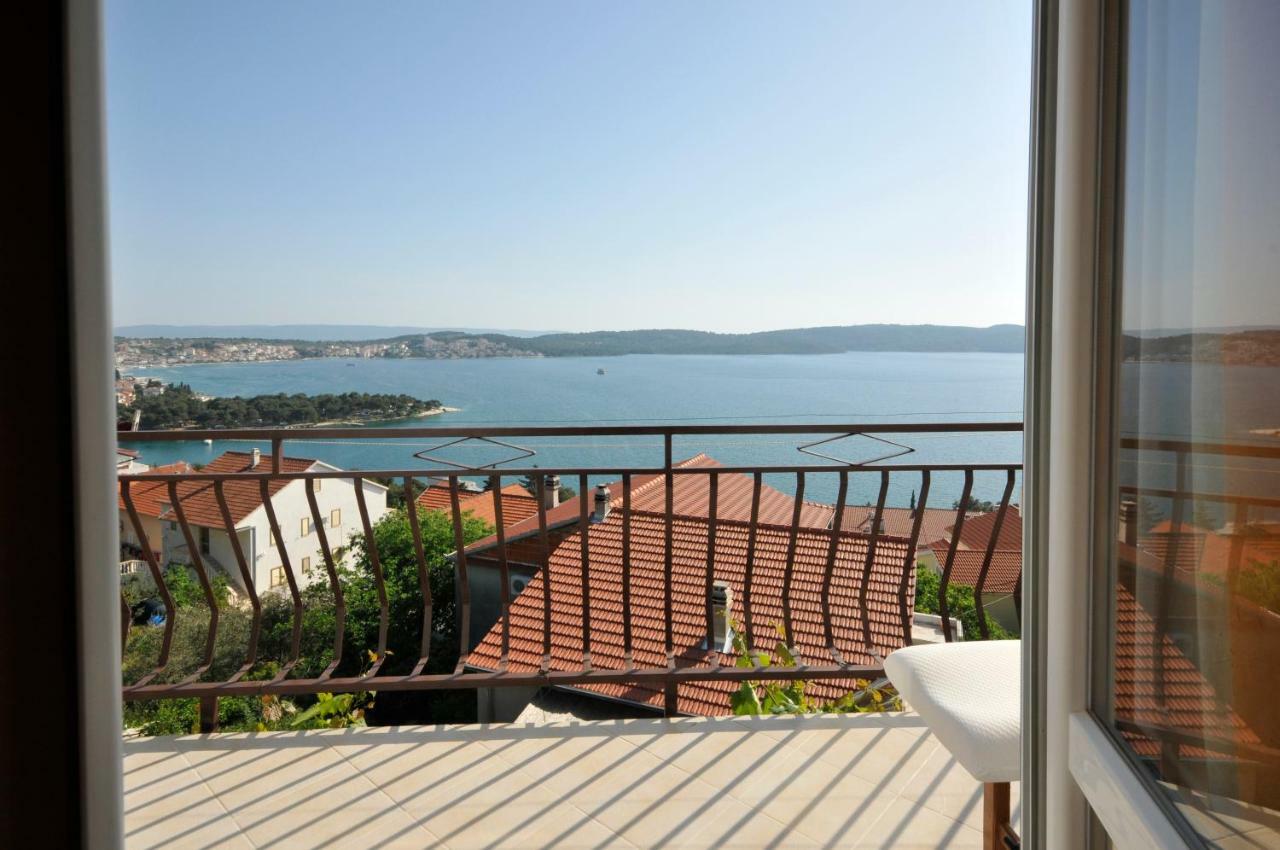 Apartment Ana Trogir Exterior foto